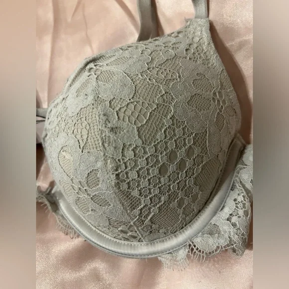 Victoria’s Secret White And Tan Lace Push Ip Bra 34B - Picture 2 of 7